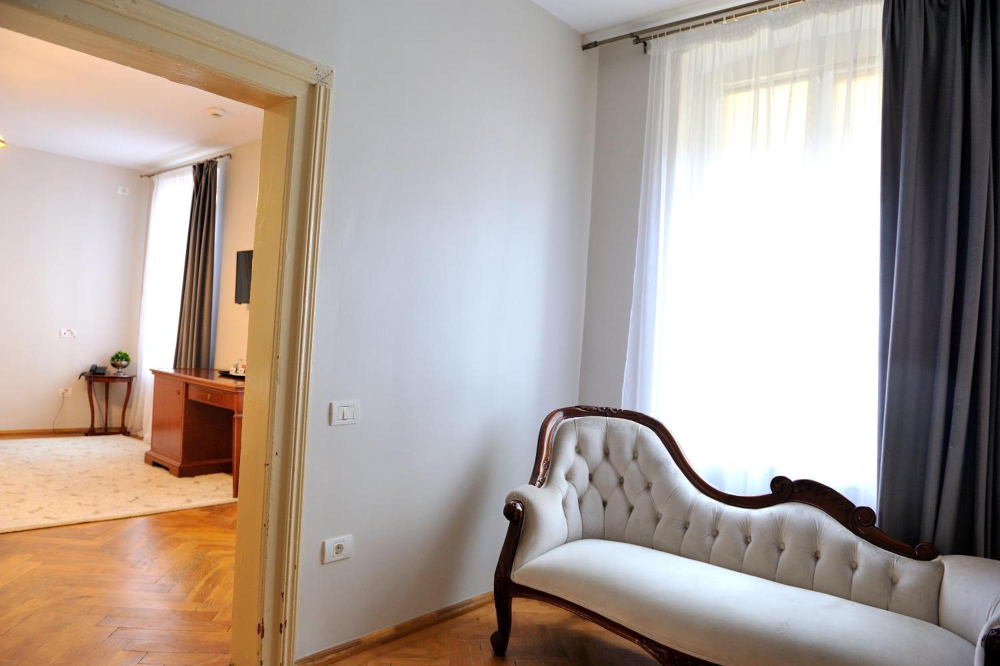 Safrano Palace Brasov Exterior photo